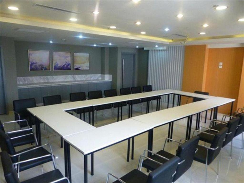 Jinjiang Inn Changchun Hongqi Street Bagian luar foto